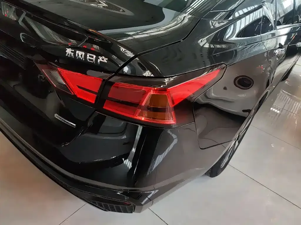 Nissan Teana 2022 из CN, фото 2