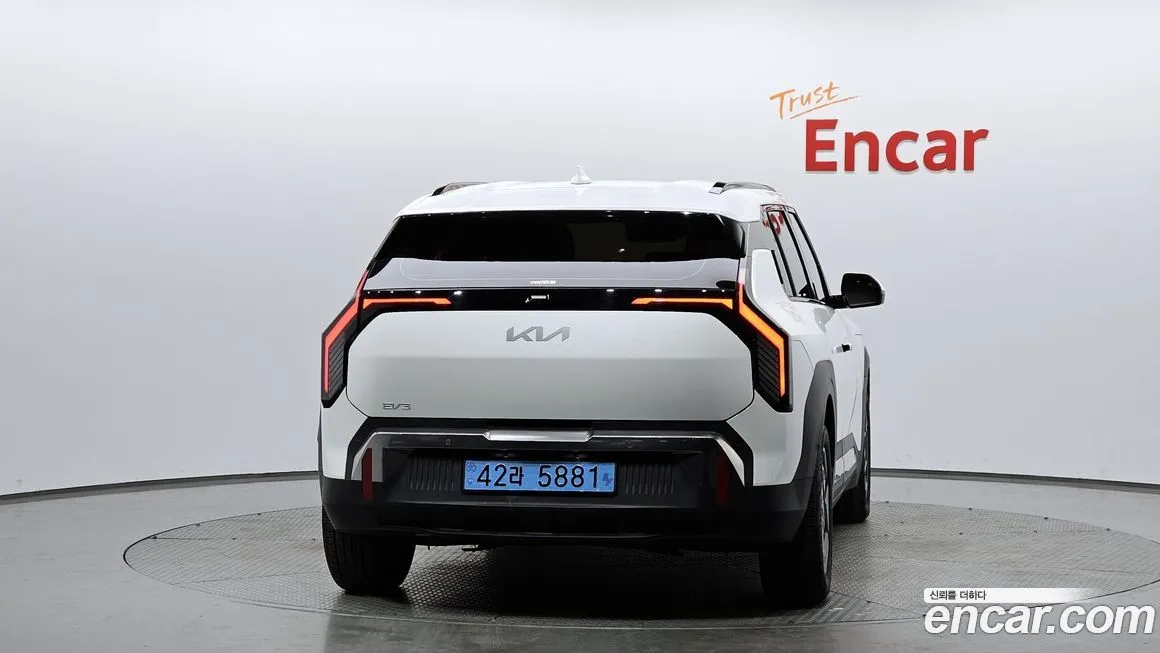 Kia EV3 2026 из KR, фото 2