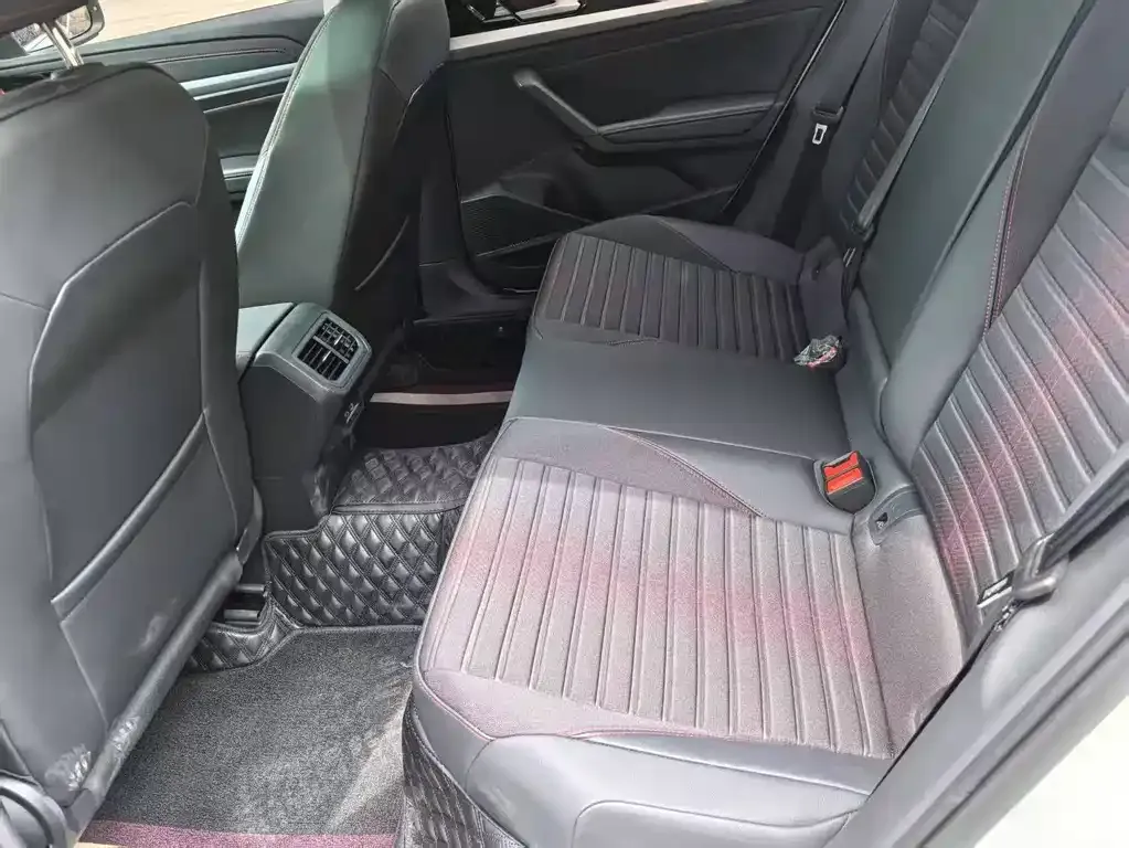 Volkswagen Lavida 2024 из CN, фото 4