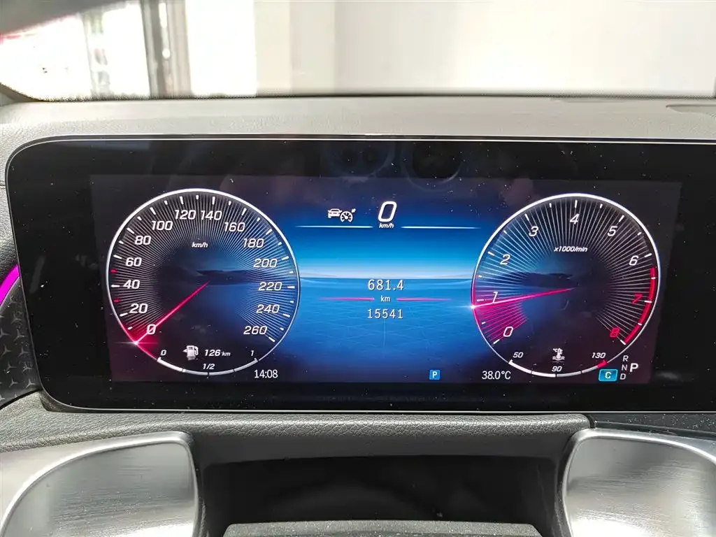 Mercedes-Benz GLB 2024 из CN, фото 10