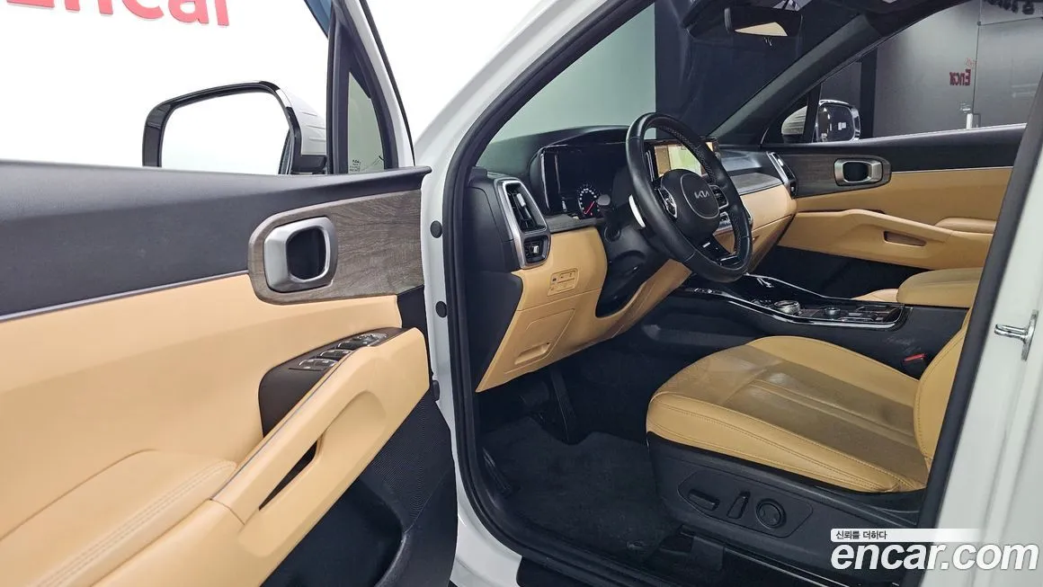 Kia Sorento — фото 9