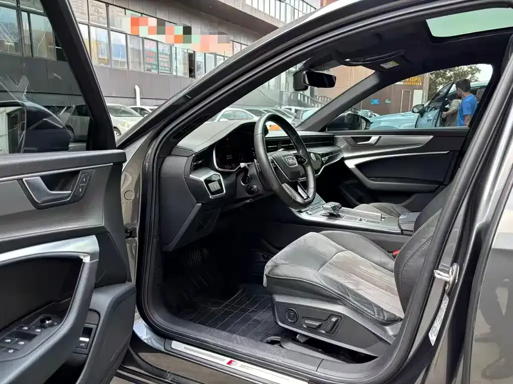 Audi A6L 2021 из CN, фото 4