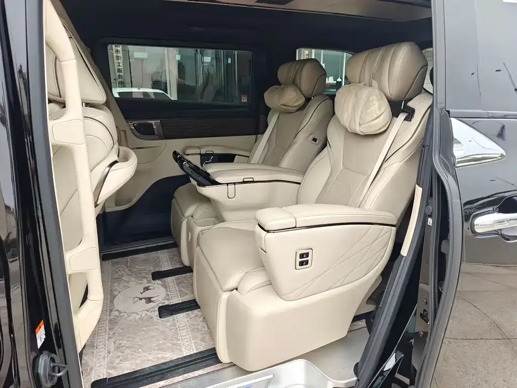 Toyota Vellfire 2024 из CN, фото 4