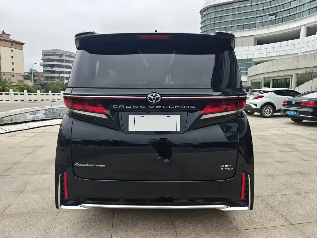 Toyota Vellfire 2024 из CN, фото 6