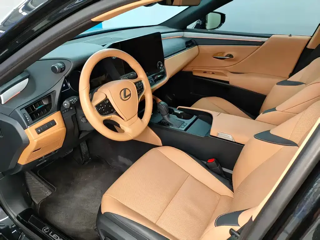 Lexus ES 2025 из CN, фото 7