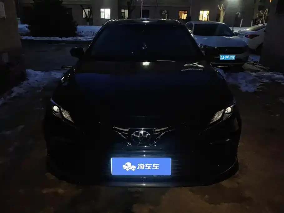 Toyota Camry 2023 из CN, фото 5
