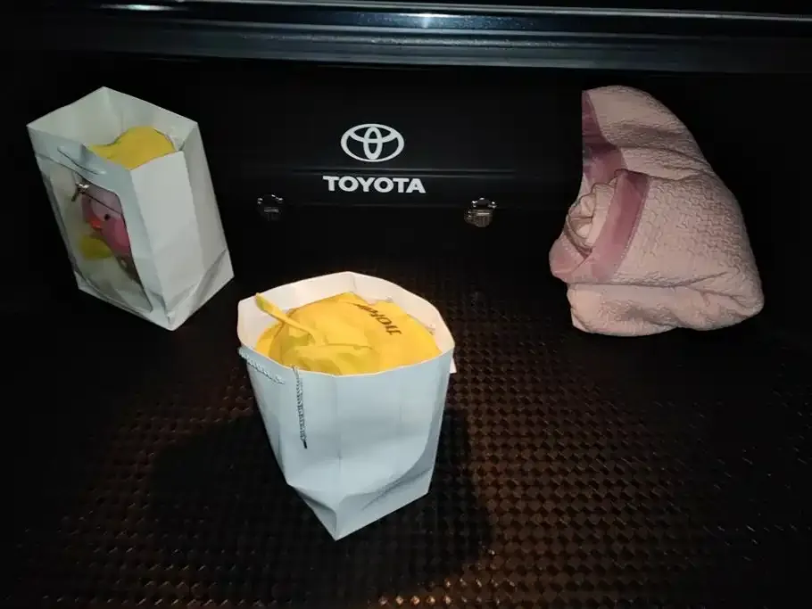 Toyota Camry 2023 из CN, фото 7