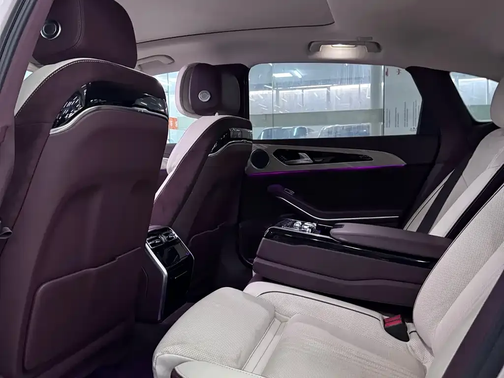 Hongqi H9 2021 из CN, фото 4