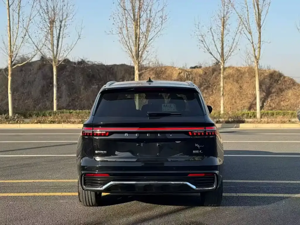 Geely Xingyue L — фото 9
