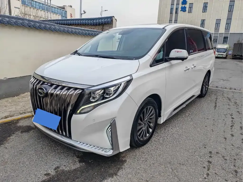GAC Motor Trumpchi M8 — фото 1