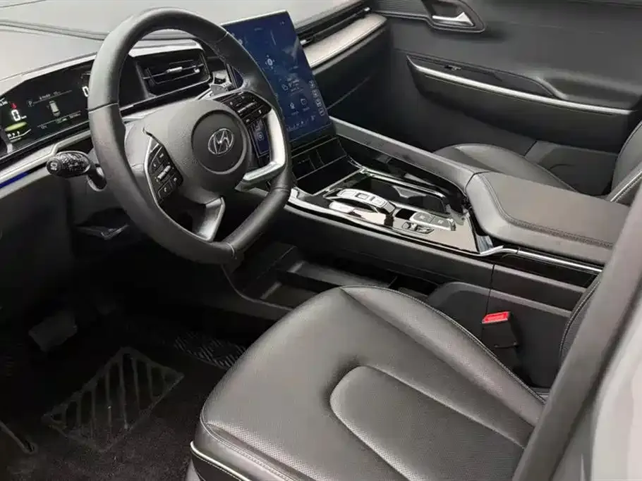 Hyundai Custo 2023 из CN, фото 5