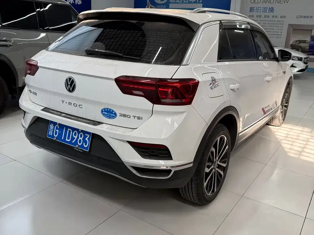 Volkswagen T-Roc 2022 из CN, фото 5