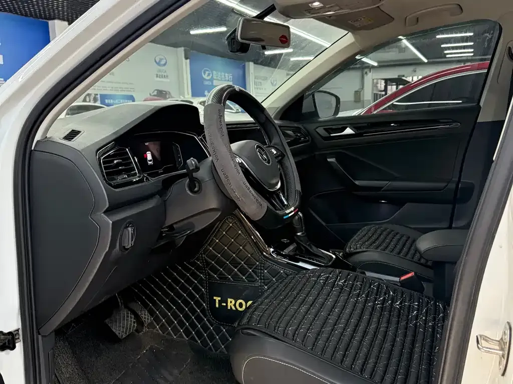 Volkswagen T-Roc 2022 из CN, фото 10