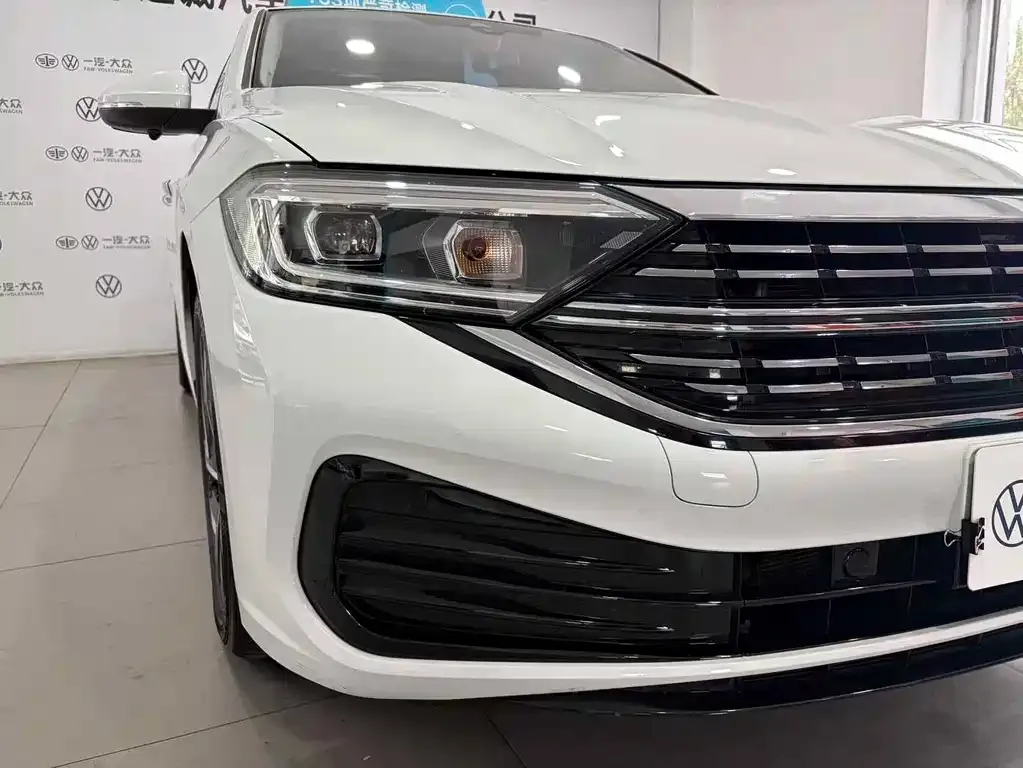 Volkswagen Sagitar 2024 из CN, фото 6