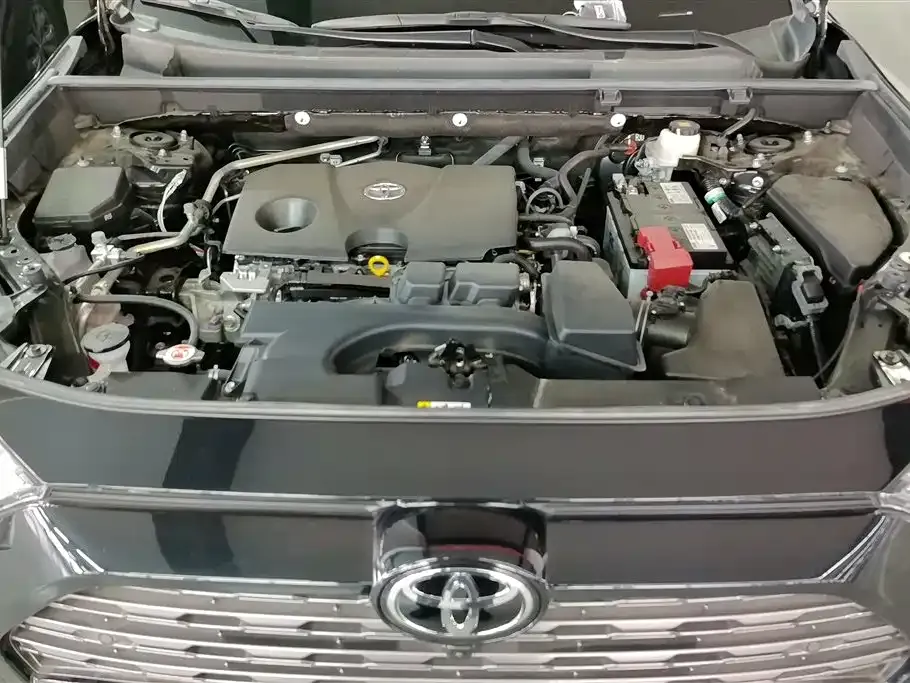 Toyota RAV4 2025 из CN, фото 5