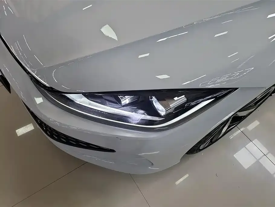 Volkswagen Lamando 2024 из CN, фото 3