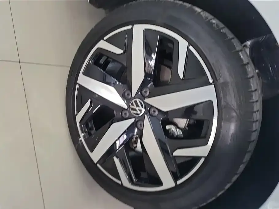 Volkswagen Lamando 2024 из CN, фото 8