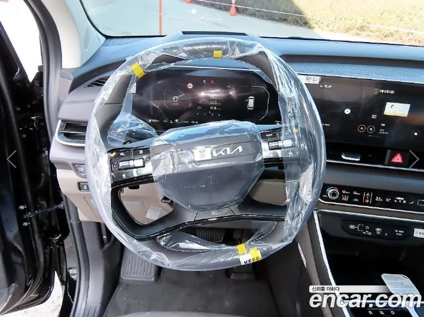 Kia Carnival — фото 9