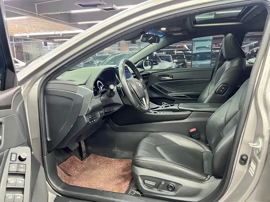 Toyota Avalon 2023 из CN, фото 7