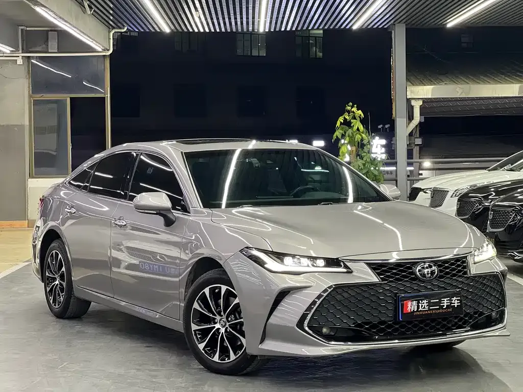 Toyota Avalon 2023 из CN, фото 4