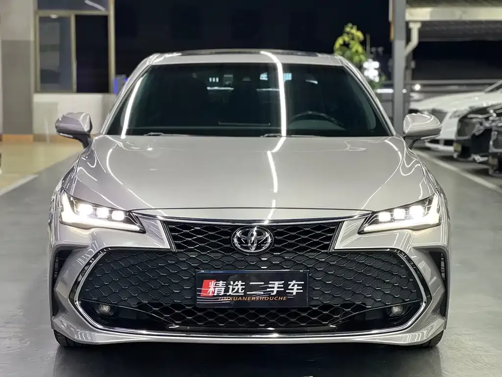 Toyota Avalon 2023 из CN, фото 3