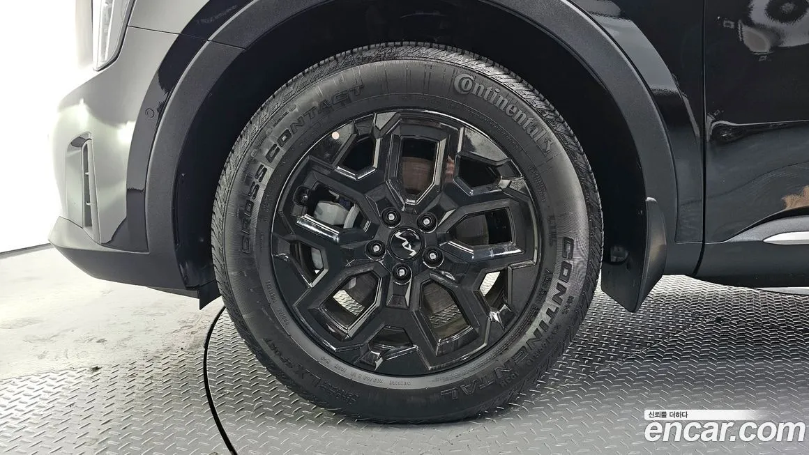 Kia Sorento — фото 6