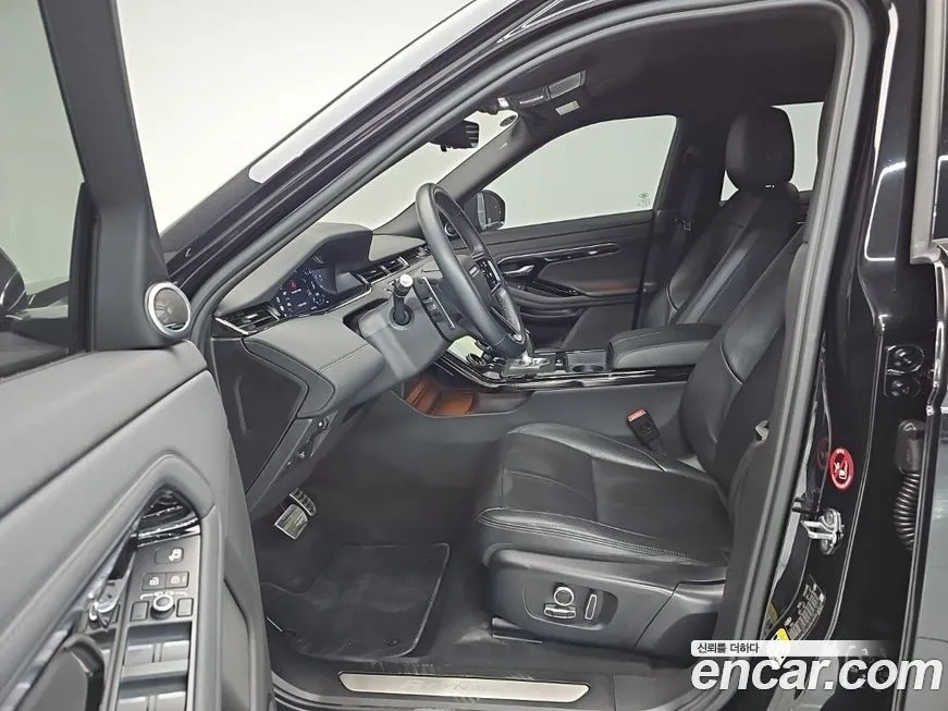 Land Rover Range Rover Evoque 2021 из KR, фото 3