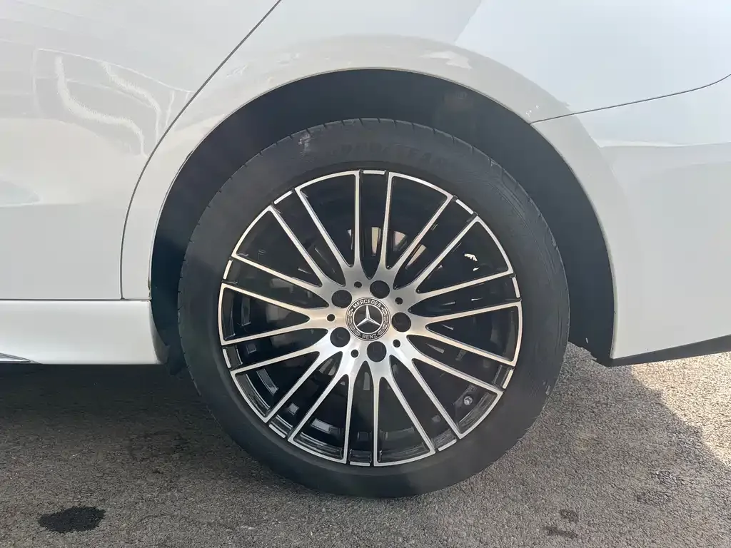 Mercedes-Benz C-Class 2024 из CN, фото 10