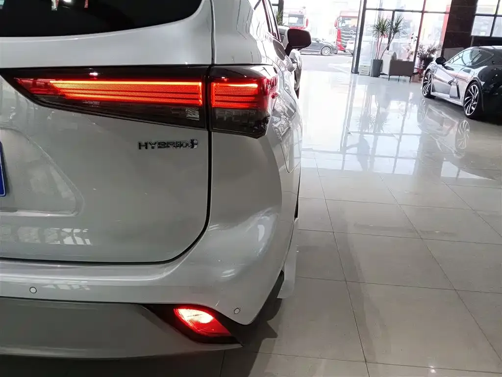 Toyota Highlander 2022 из CN, фото 9