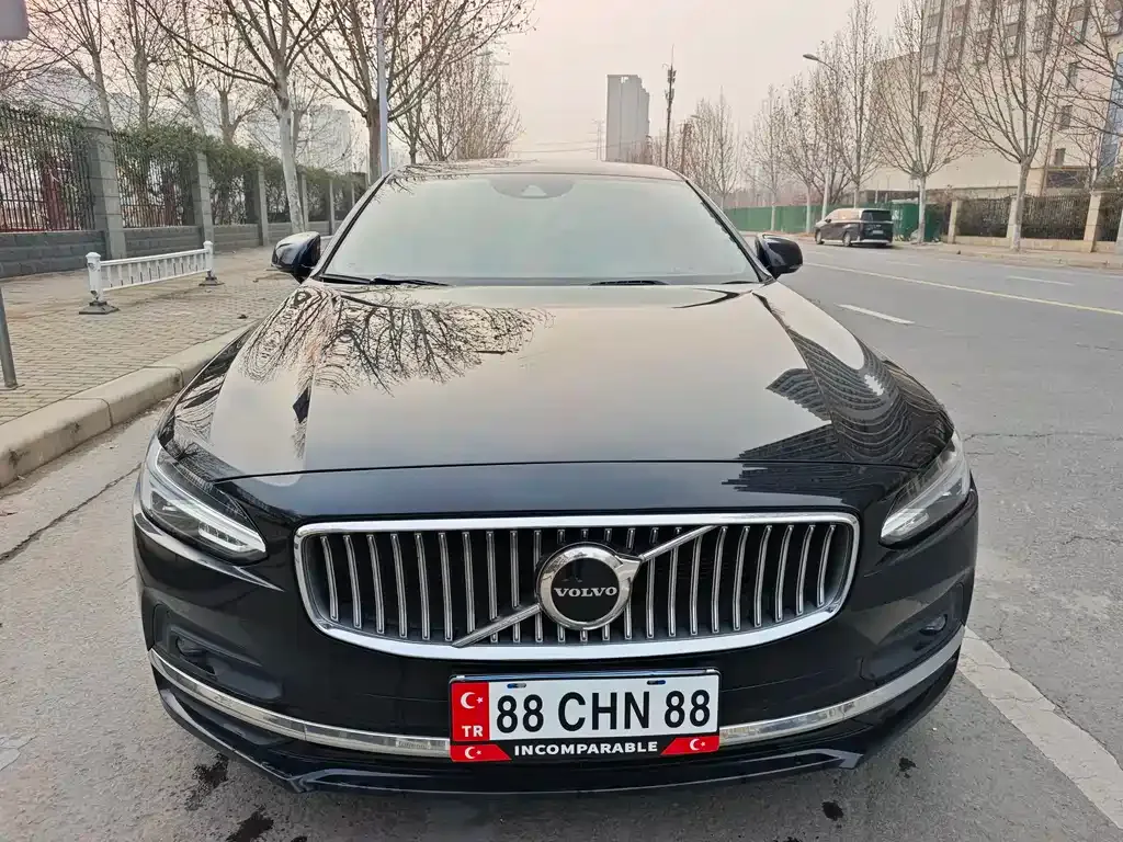 Volvo S90 — фото 10