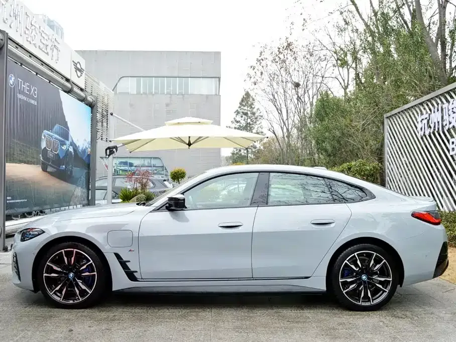 BMW i4 2024 из CN, фото 8