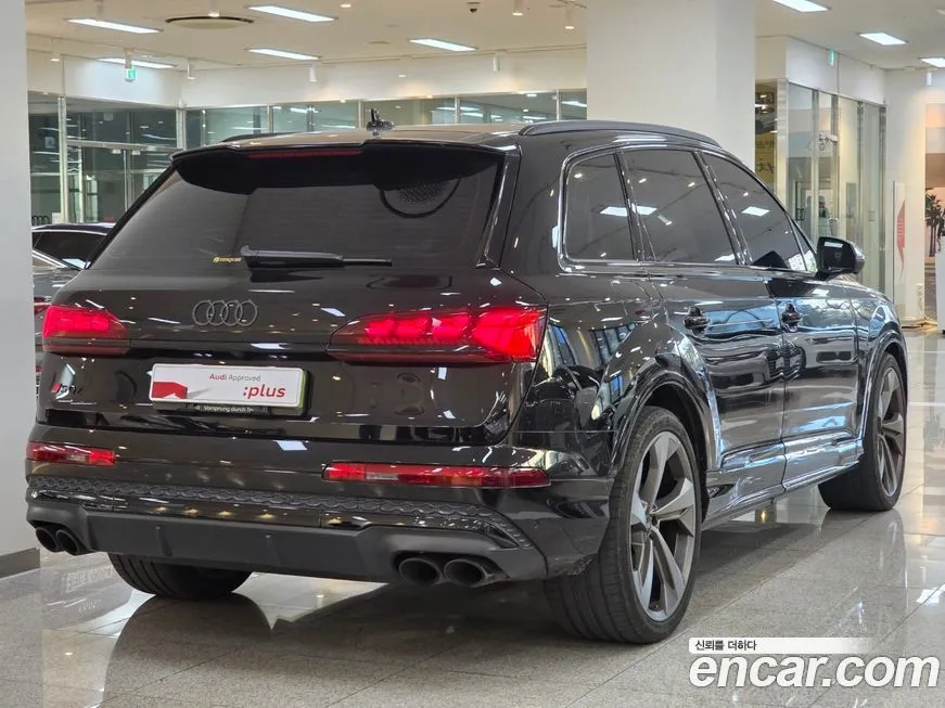 Audi SQ7 2025 из KR, фото 9