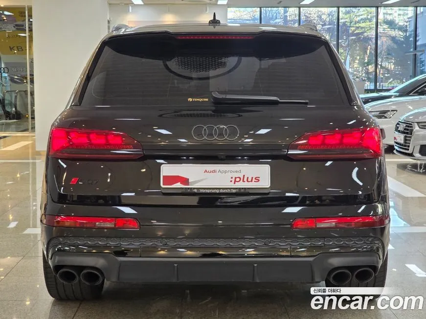 Audi SQ7 2025 из KR, фото 7