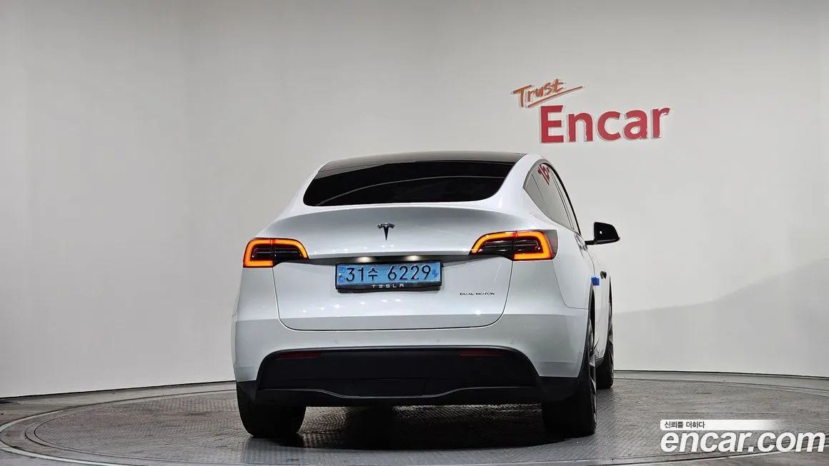 Tesla Model Y 2021 из KR, фото 4