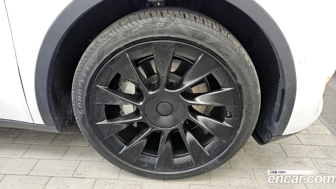 Tesla Model Y 2021 из KR, фото 8