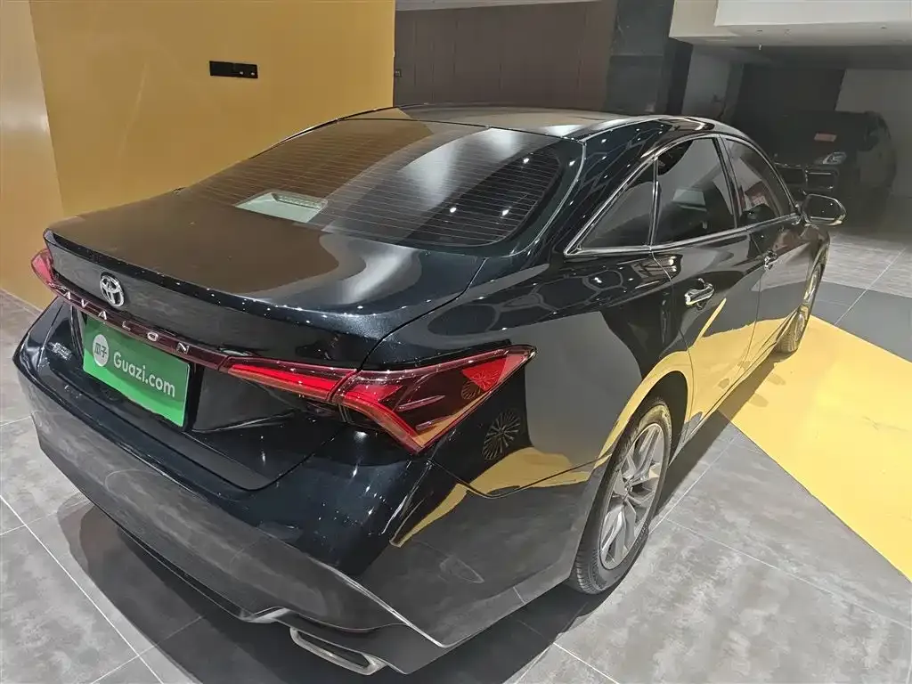 Toyota Avalon 2022 из CN, фото 9