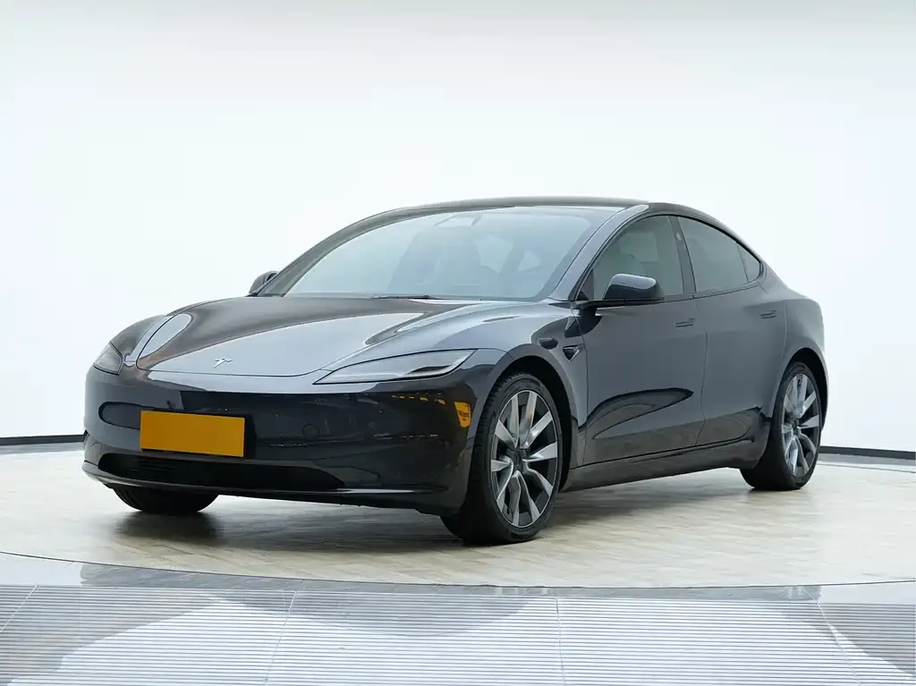 Tesla Model 3 2023 из CN, фото 1