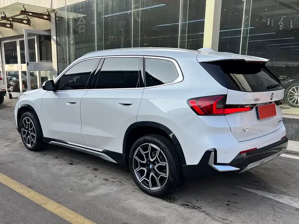 BMW X1 2024 из CN, фото 9