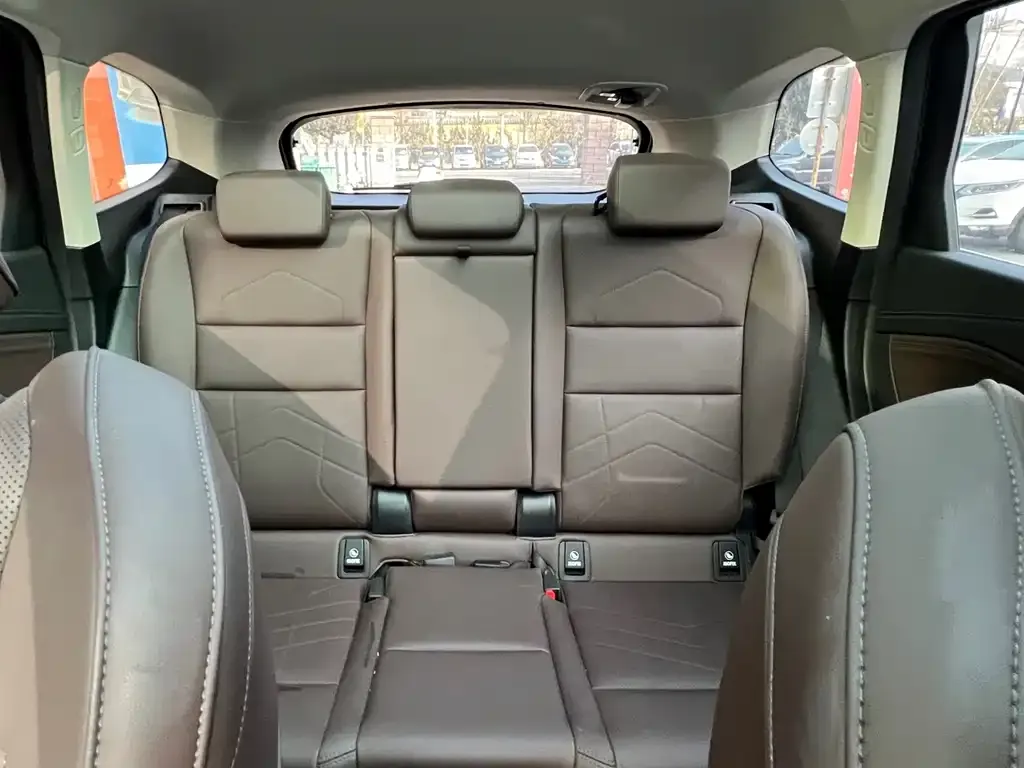 BMW X1 2024 из CN, фото 6