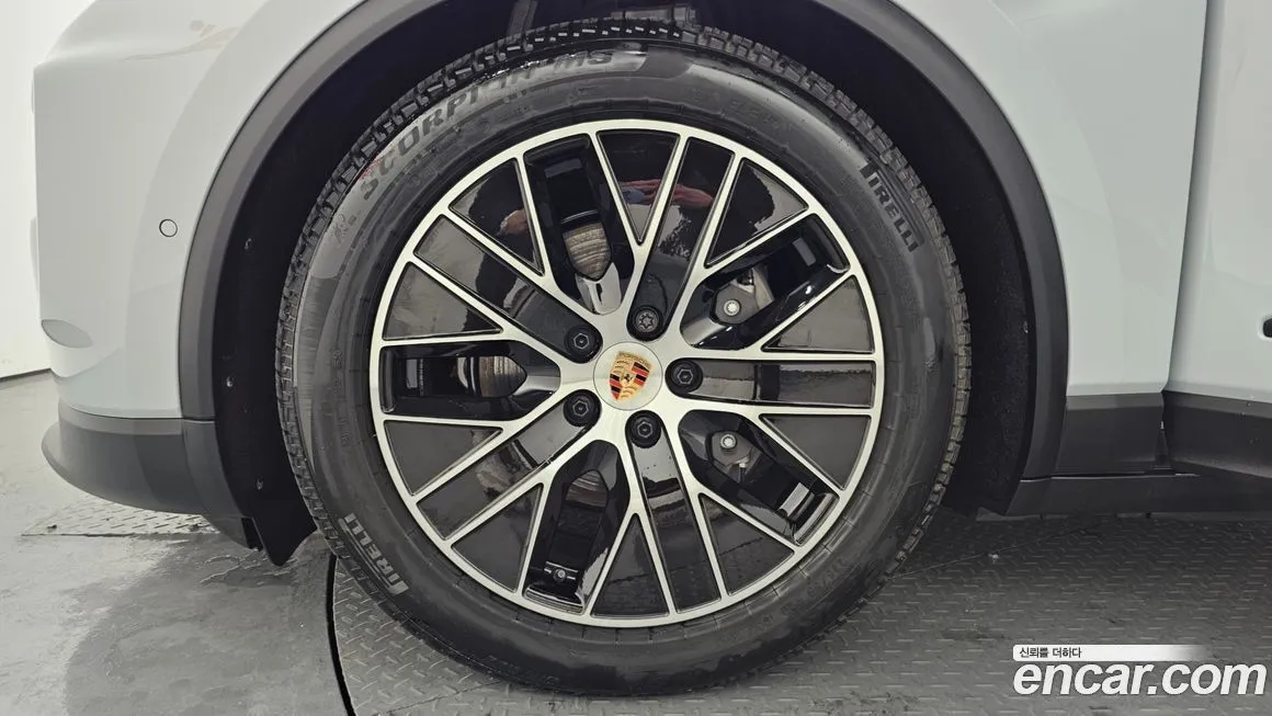 Porsche Macan 2025 из KR, фото 10