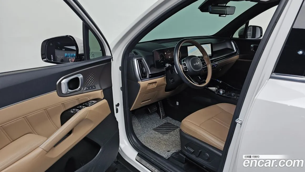 Kia Sorento — фото 10