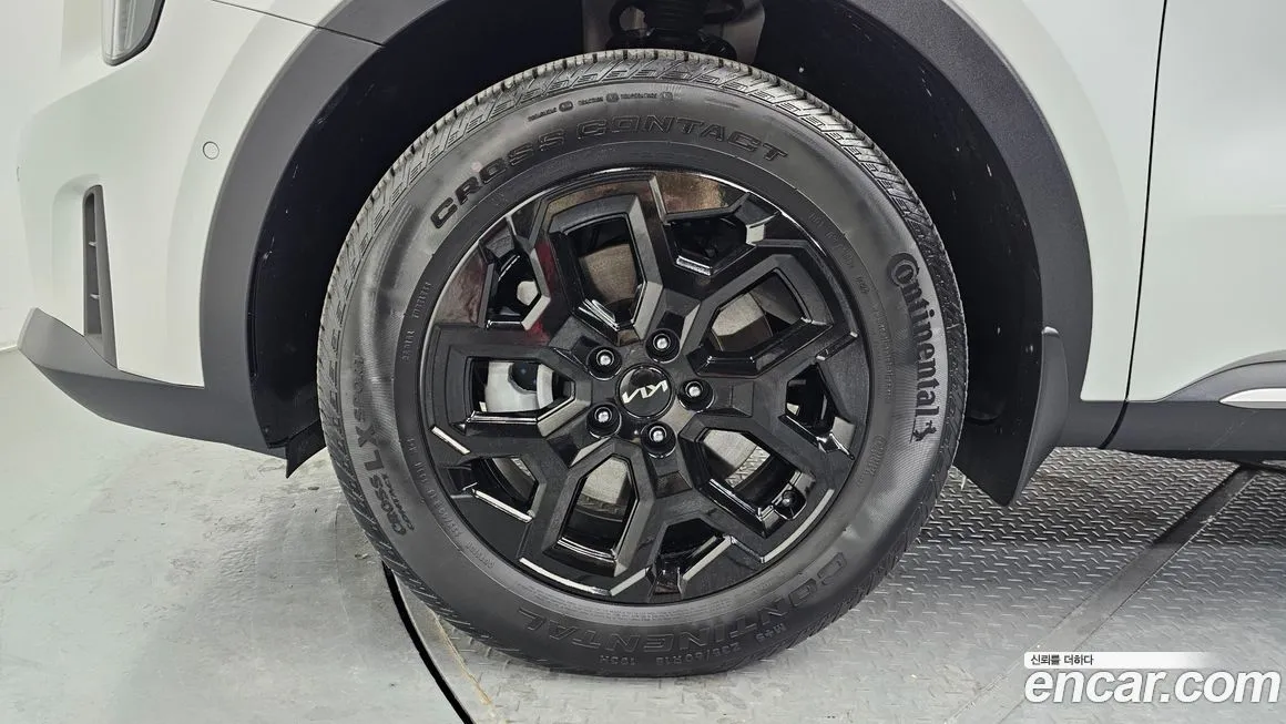 Kia Sorento — фото 4