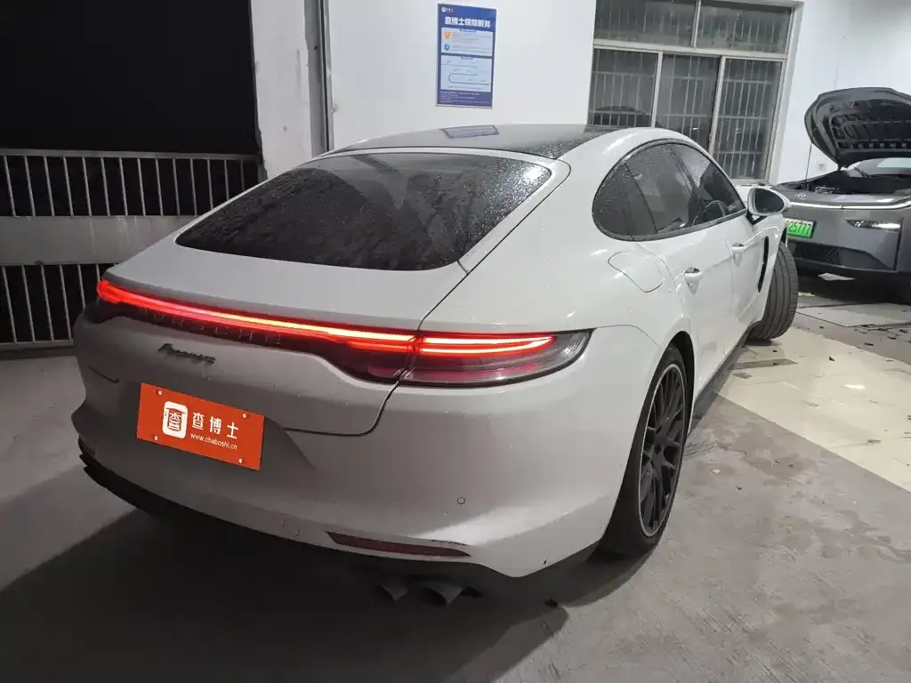 Porsche Panamera 2022 из CN, фото 3
