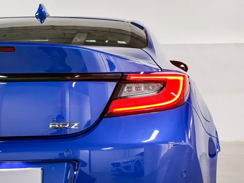 Subaru BRZ 2022 из CN, фото 3