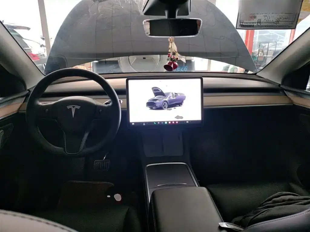 Tesla Model Y 2023 из CN, фото 8