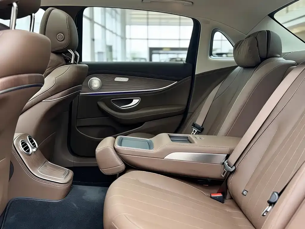 Mercedes-Benz E-Class 2022 из CN, фото 9