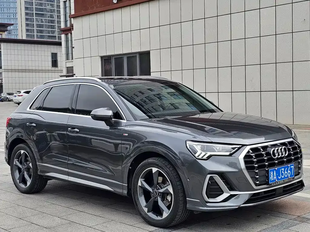 Audi Q3 2021 из CN, фото 3