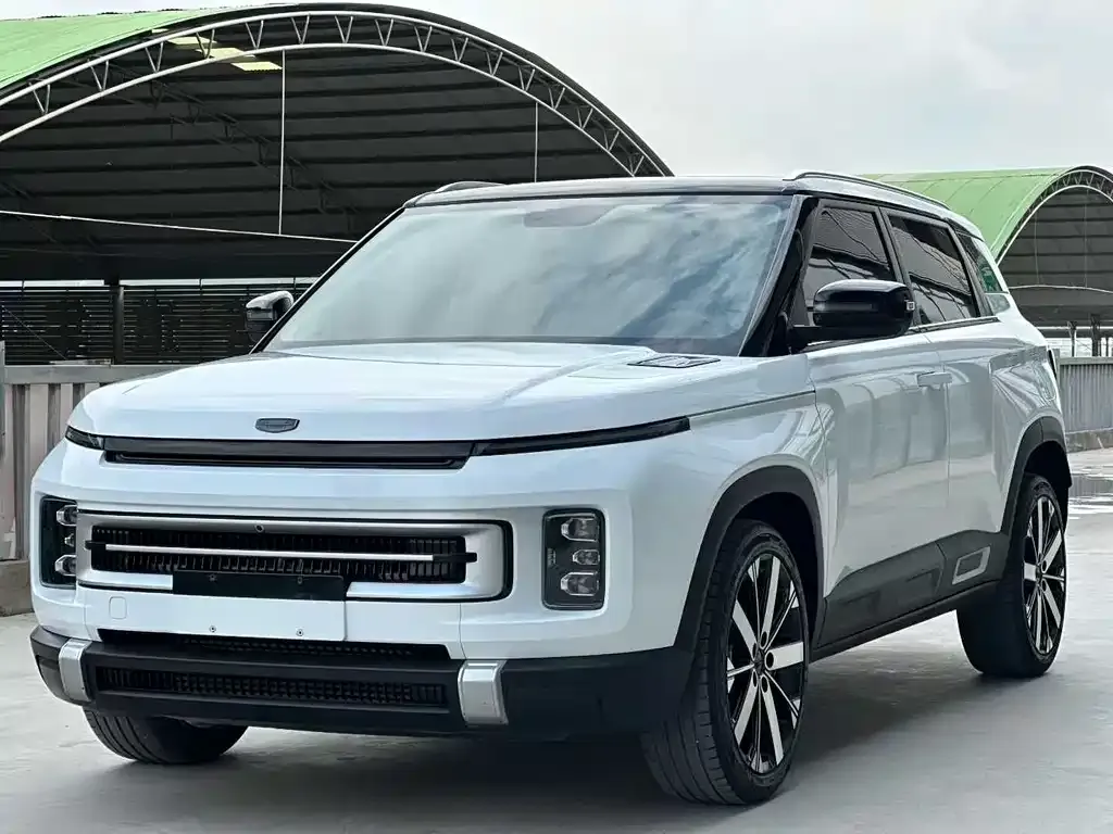 Geely Icon — фото 1