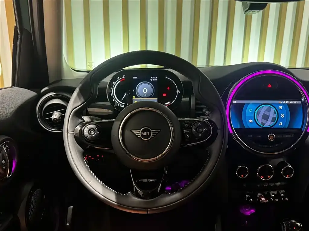 MINI Cooper (3-door) 2021 из CN, фото 8