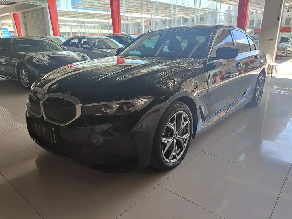 BMW i3 2023 из CN, фото 1
